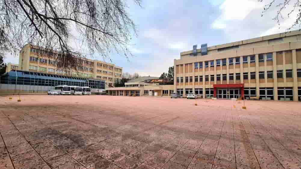 Chuo Kikuu cha Kati campus