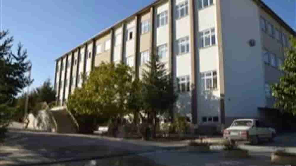 Ortaköy Peşə Məktəbi campus