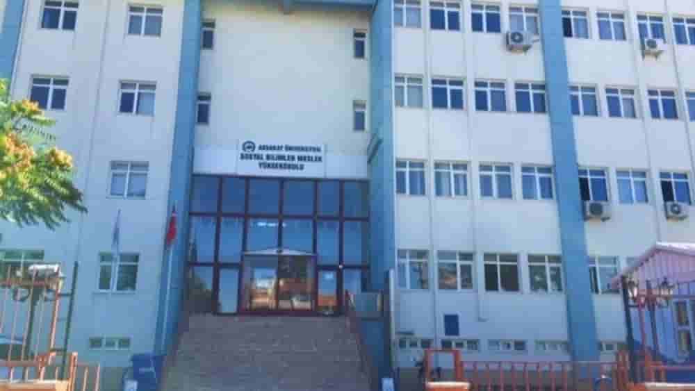 Sosial Elmlər Peşə Məktəbi campus