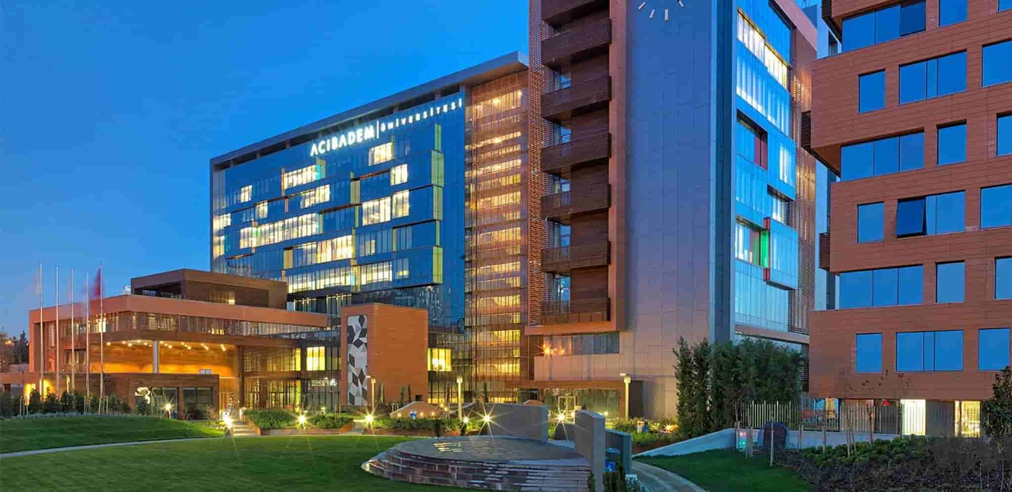 Université Acıbadem Mehmet Ali Aydınlar