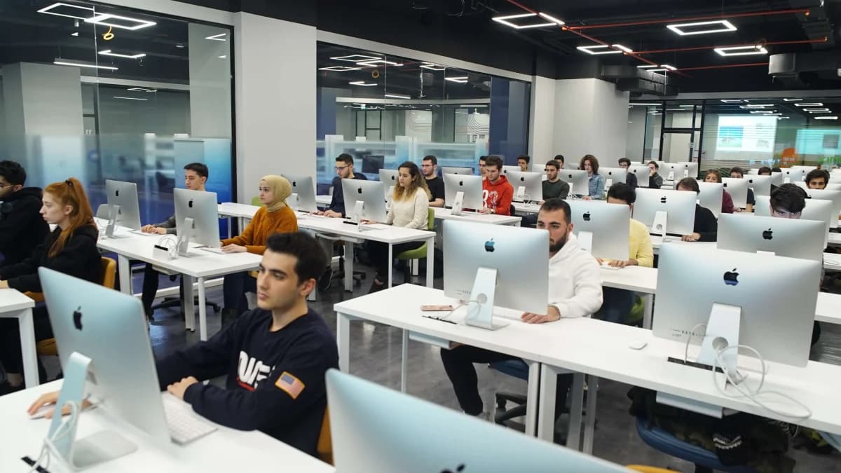 The Best IT Universities in Turkey: Technology Education , Career Opportunities